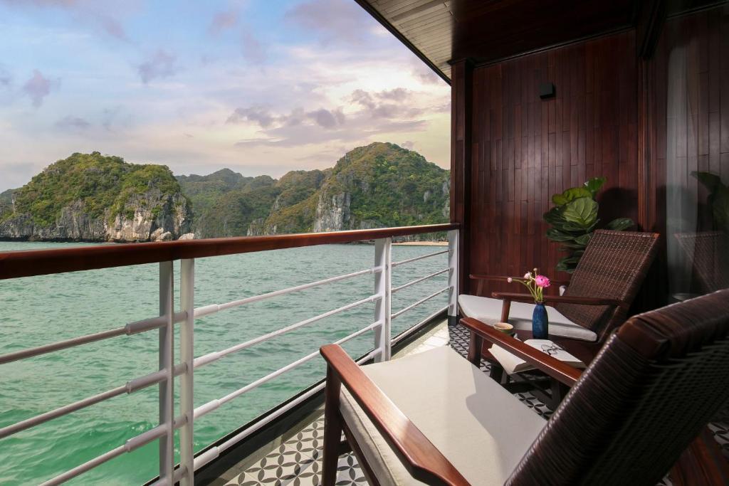 Heritage Binh Chuan Cruise
