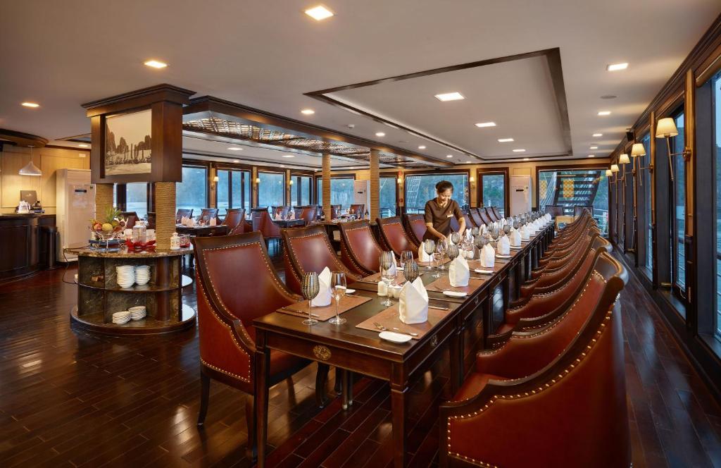 Orchid Trendy Cruise